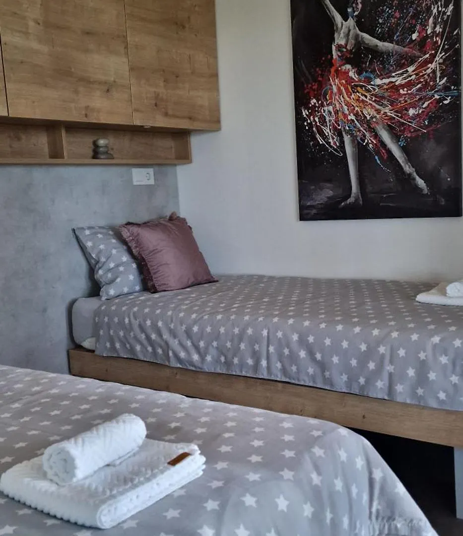 Σπίτι διακοπών Sea View Orange By Vellaris, Luxury Mobile Home Mali Lošinj